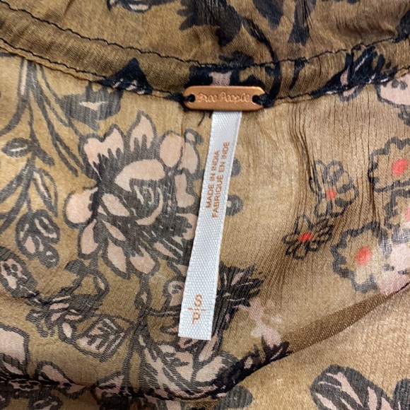 Free People Green Hendrix Green Floral Peasant Shirt, size small - Picture 5 of 5